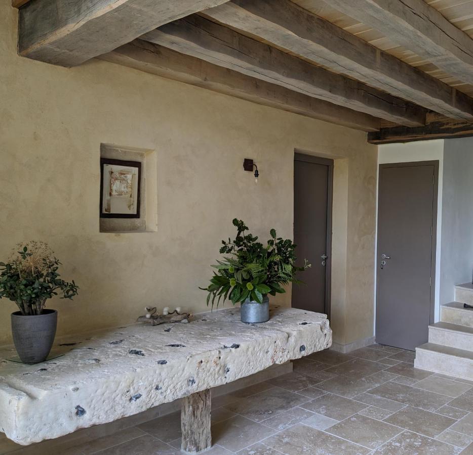 La Grange Symphorine, Chambre D'Hotes De Charme Situee Entre La Vallee De La Dordogne Et La Vallee De La Vezere Meyrals Extérieur photo